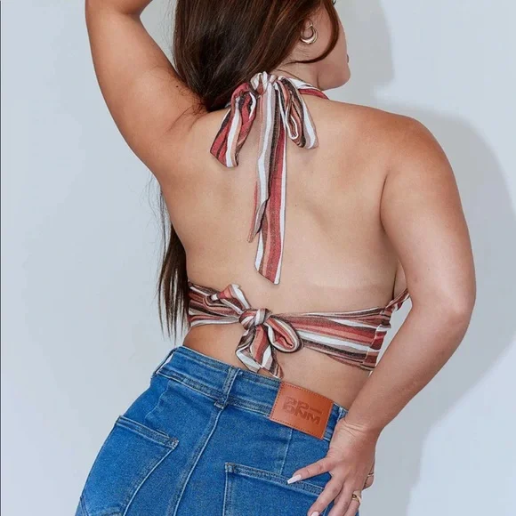 ✨SOLD✨Princess Polly Tie Halter Crop Top - Picture 5 of 5